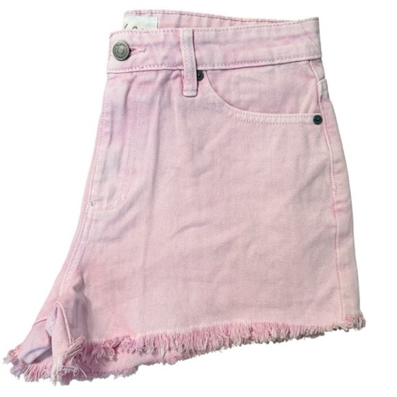 🌹NWOT/KANCAN FRAYED PINK JEAN SHORTS - Picture 1 of 6